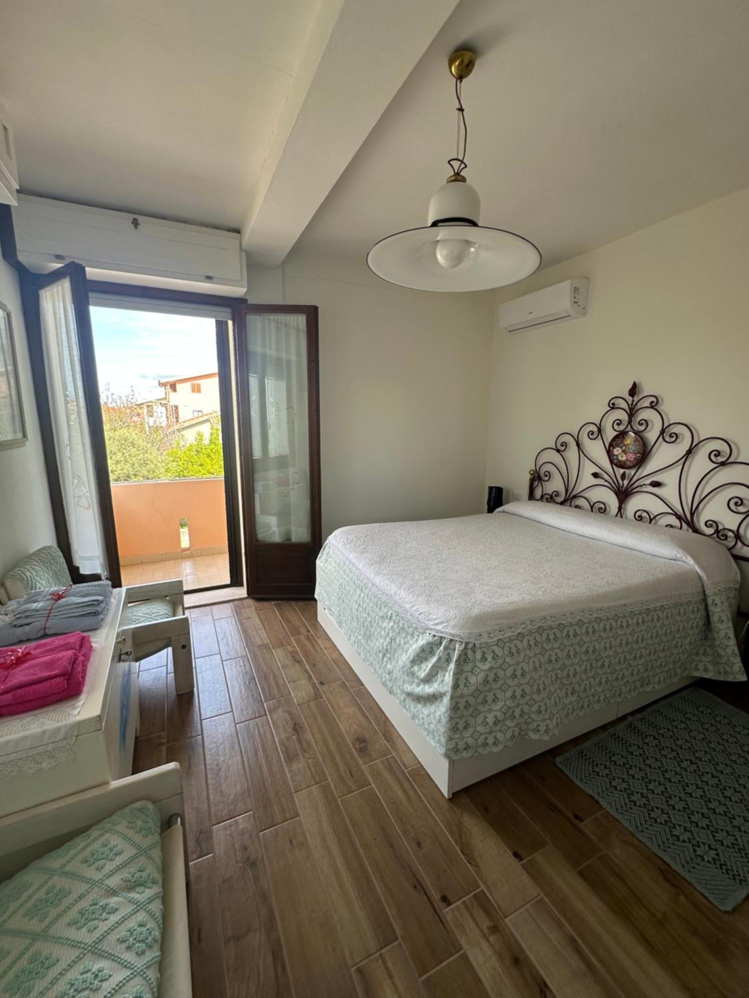 דירות Donigala Fenughedu Casa Anita 32 מראה חיצוני תמונה